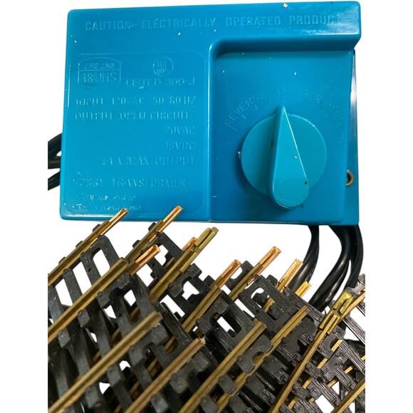 Life-Like Transformer Track Railroad Bridge & Trestle Set with Blinking Light - Picture 9 of 15